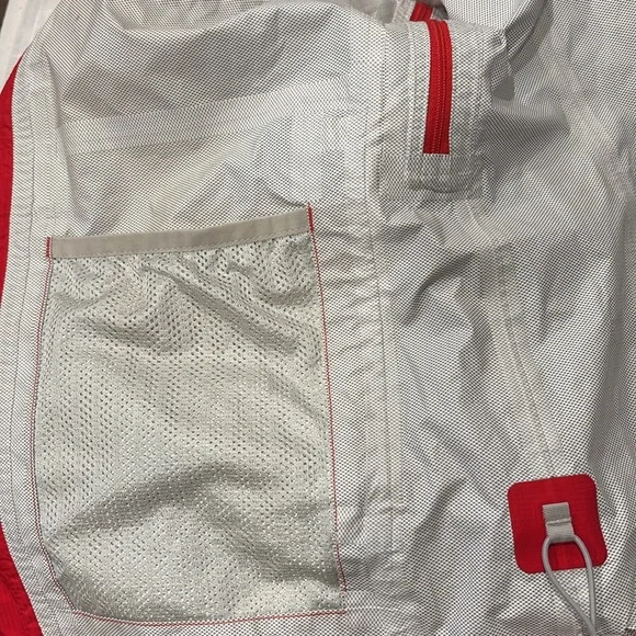 Patagonia Torrentshell H2NO Hooded Rain Jacket Waterproof Nylon Red Delicious - Picture 12 of 15